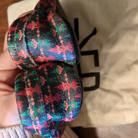 Freshly Picked | Christmas Elf Leather shoes | Size 3 | GUC - Picture 6 of 6